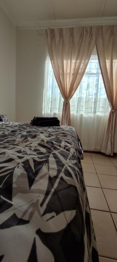 Casa Linda Guest House Newcastle Kültér fotó