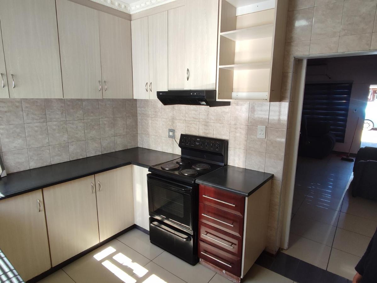 Casa Linda Guest House Newcastle Kültér fotó
