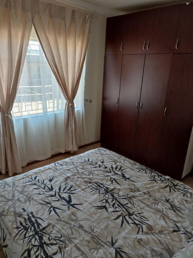Casa Linda Guest House Newcastle Kültér fotó