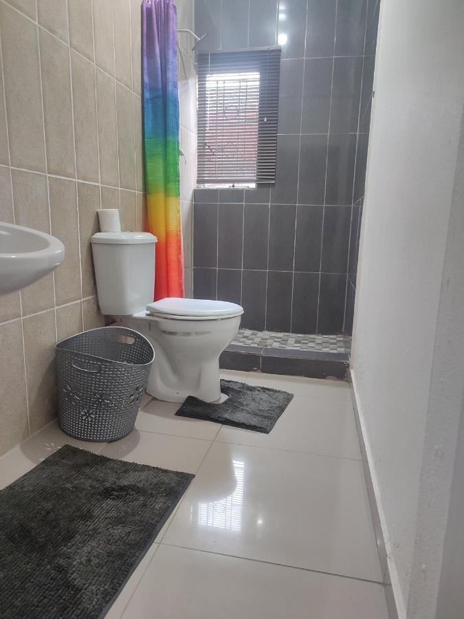 Casa Linda Guest House Newcastle Kültér fotó